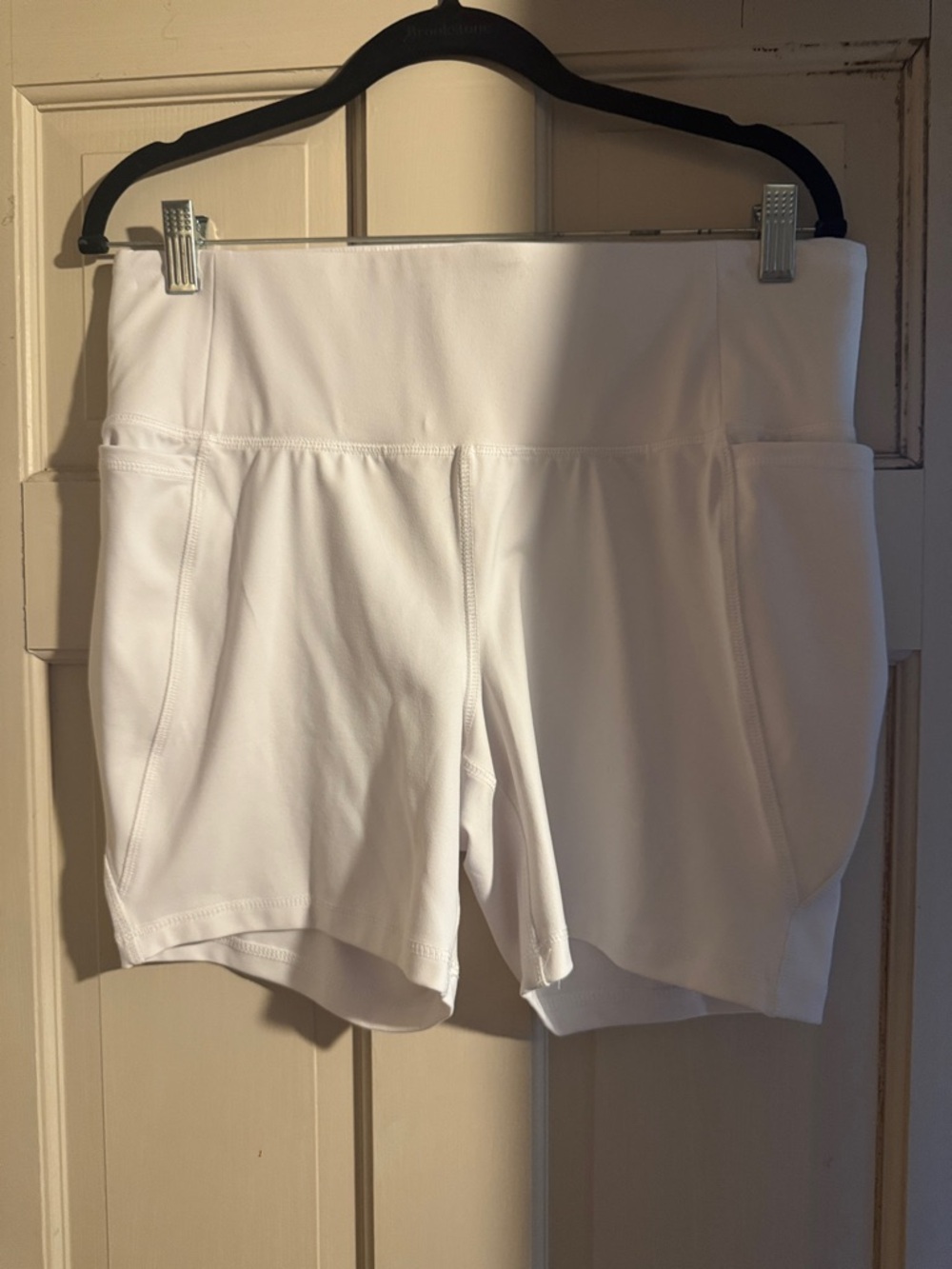 Livi Active White High-Rise Athletic Shorts with Side Pockets